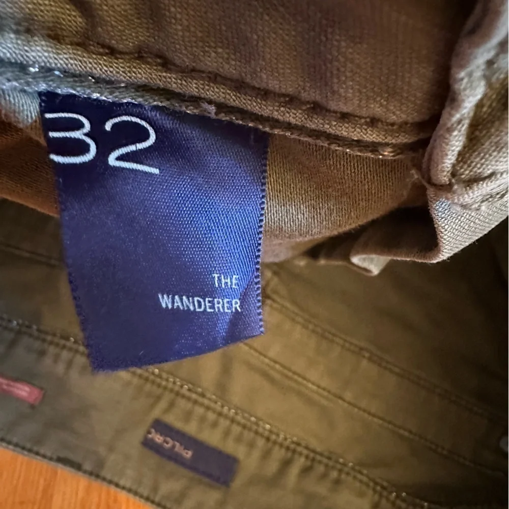 PILCRO‎ The Wanderer Low Rise Shorts 32 Army Green Cut Off Hem (z) - Picture 11 of 13